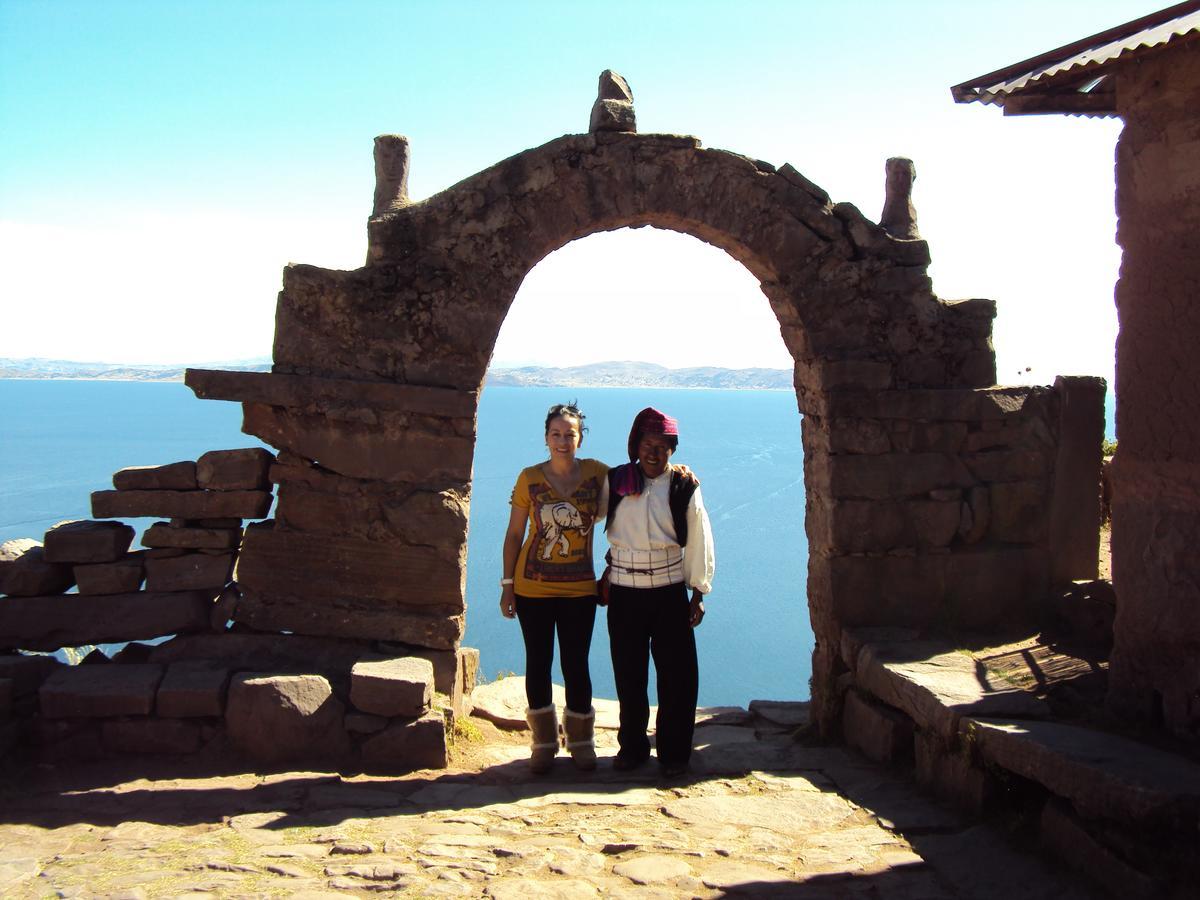 Hotel Taquile Familia Celso Huillanopampa Esterno foto