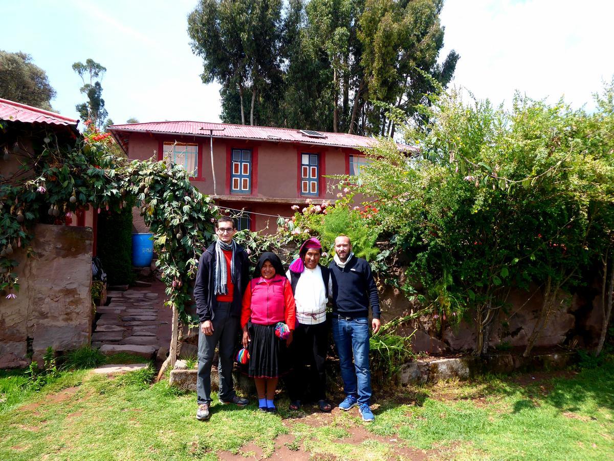 Hotel Taquile Familia Celso Huillanopampa Esterno foto