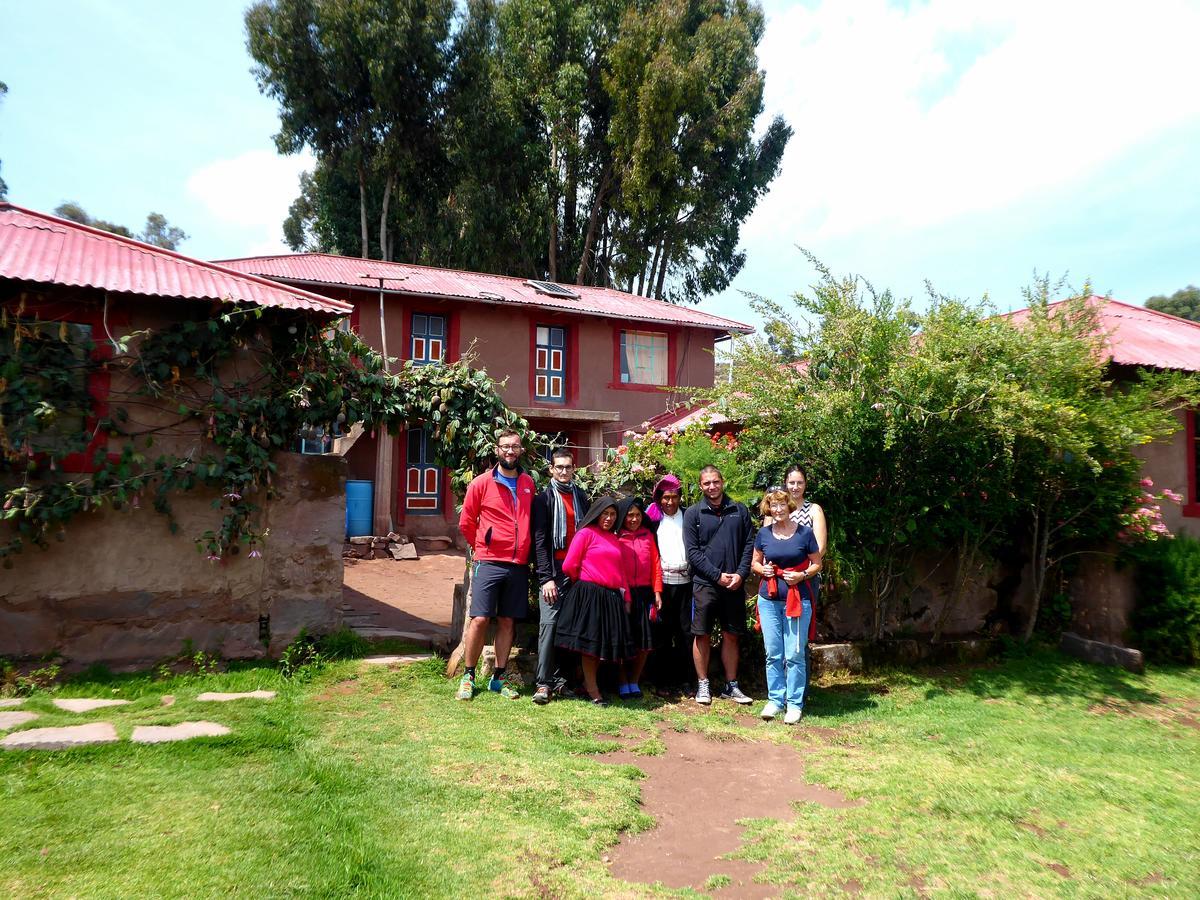 Hotel Taquile Familia Celso Huillanopampa Esterno foto